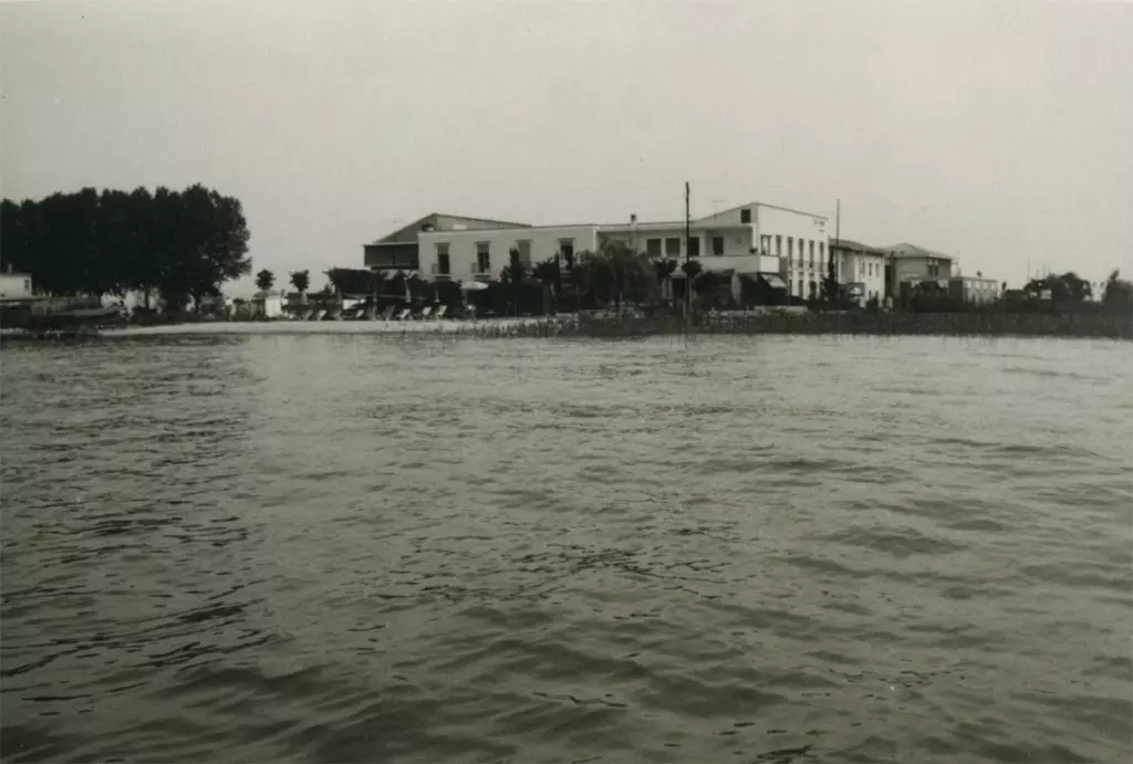 1960